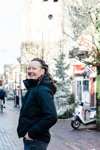  Steffi Gage | buurtwerker | 06-10 70 58 89 |
 s.gage@sociaalwerkdekear.nl |  